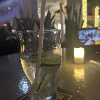 Yard House - cucumber mint sparkling water - Bars Near Me - Hallandale Beach, Florida