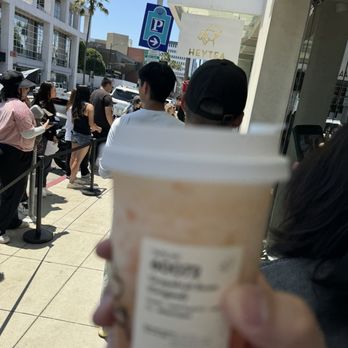 Heytea - Highly recommended / Just a long wait - Bubble Tea Near Me - Beverly Hills, California