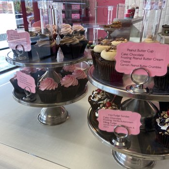 Smallcakes Medallion - Pure delicious and tasty cupcakes - Cupcakes Near Me - Dallas, Texas Smallcakes Medallion - Pure delicious and tasty cupcakes - Cupcakes Near Me - Dallas, Texas