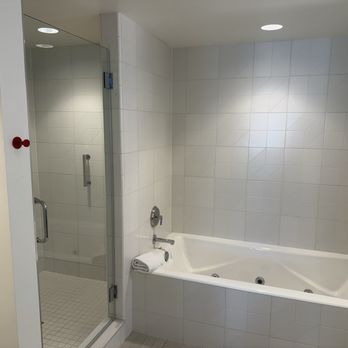 Virgin Hotels - Canyon suite bathroom - Hotels Near Me - Las Vegas, Nevada Virgin Hotels - Canyon suite bathroom - Hotels Near Me - Las Vegas, Nevada
