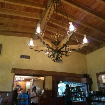 La Carreta - Cuban Near Me - Miami, Florida