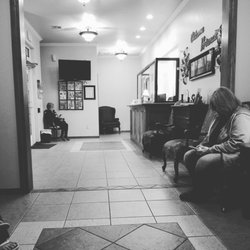 Perfect Smiles Family Dentistry - Front waiting room