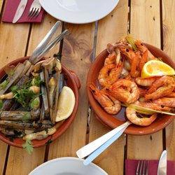 Fiesta - Razor clam and garlic shrimp - wonderful dishes
