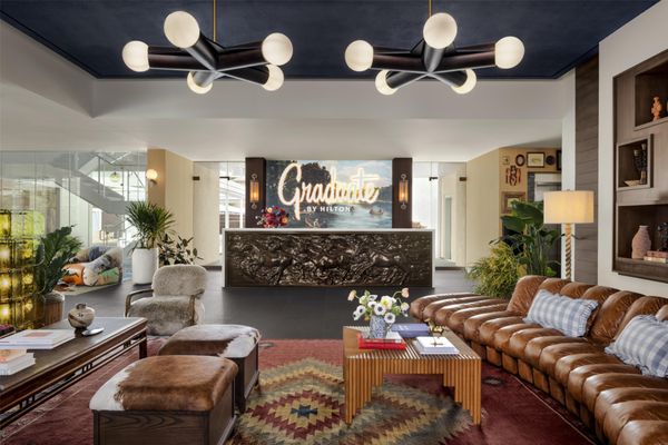 Graduate by Hilton Dallas by null