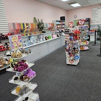 Katie'S Ice Cream &Chocolate --E - The Jelly Beans display cases and ty products for sale. - Candy Stores Near Me - Roanoke, Virginia Katie'S Ice Cream &Chocolate --E - The Jelly Beans display cases and ty products for sale. - Candy Stores Near Me - Roanoke, Virginia