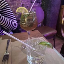 Jameson iced tea and gin and tonic Jameson iced tea and gin and tonic