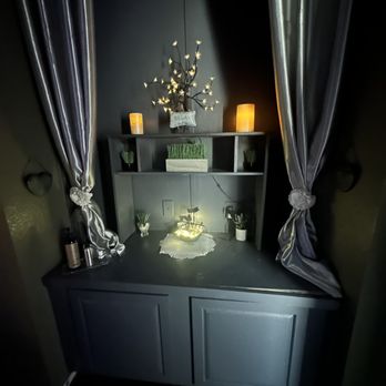 Le Ravissant Spa - Our beautiful facial room - Day Spas Near Me - Frisco, Texas Le Ravissant Spa - Our beautiful facial room - Day Spas Near Me - Frisco, Texas