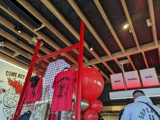 Howlin' Ray's Hot Chicken - Pasadena by null