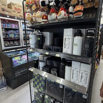 C U Hawaii at Kahala Korner - Convenience Stores Near Me - Honolulu, Hawaii C U Hawaii at Kahala Korner - Convenience Stores Near Me - Honolulu, Hawaii