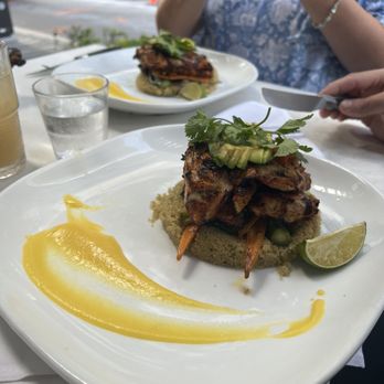 Moxies - Mango chicken - Lounges Near Me - Miami, Florida