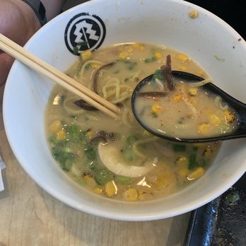 Kashiwa Ramen - Wife's pork ramen was tasty too. - Ramen Near Me - Costa Mesa, California Kashiwa Ramen - Wife's pork ramen was tasty too. - Ramen Near Me - Costa Mesa, California