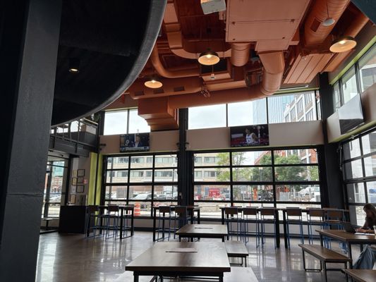 Mighty Squirrel Taproom & Kitchen by null