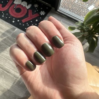 Q Nails & Spa - Nail Salons Near Me - Boston, Massachusetts