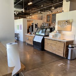 Mr Tea Cafe - View as you walk in