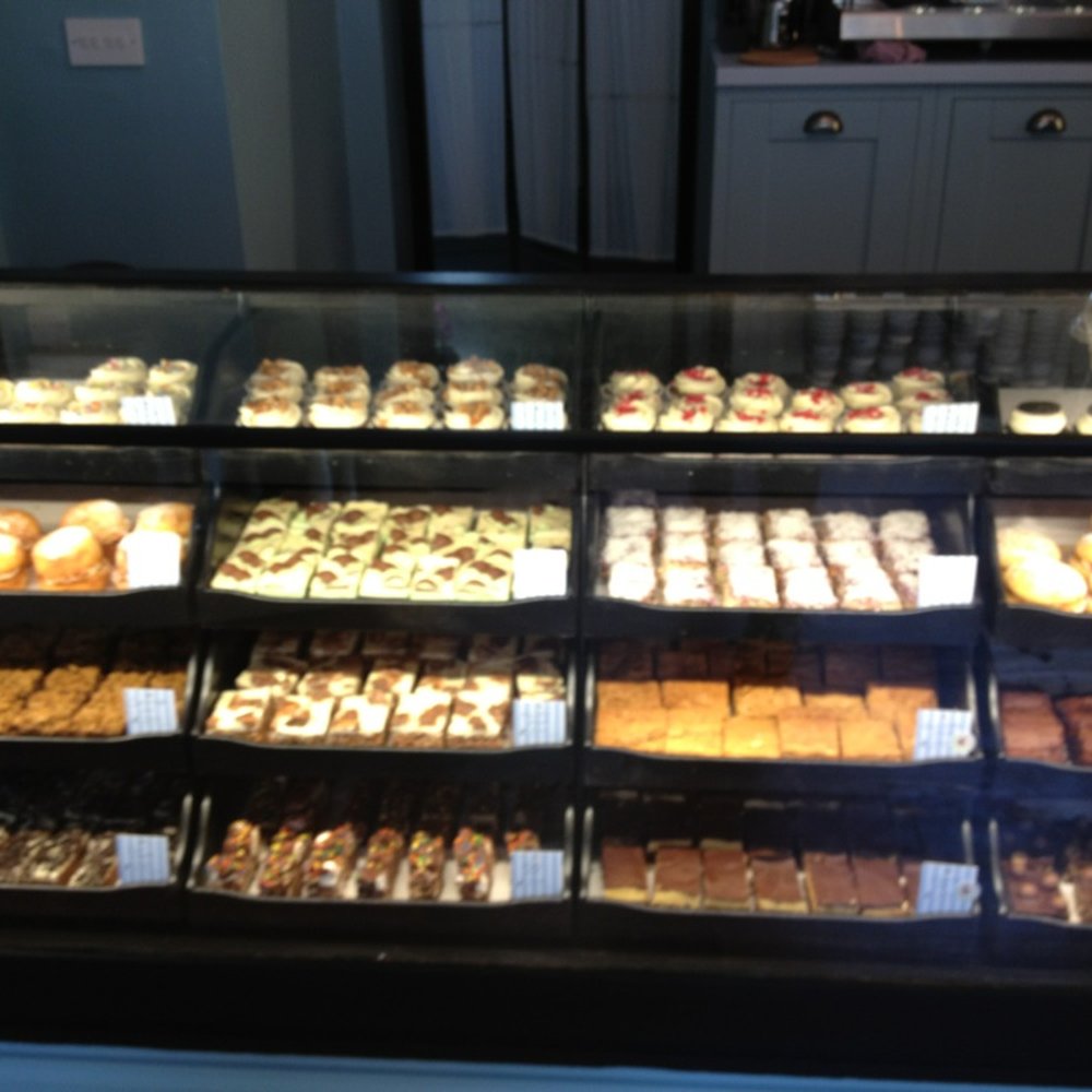 Mimi's Picnic Parlour - So many cakes to choose from! - Patisserie/Cake Shop Near Me - Edinburgh, EDH Mimi's Picnic Parlour - So many cakes to choose from! - Patisserie/Cake Shop Near Me - Edinburgh, EDH