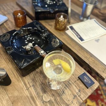 ALCHEMY LOUNGE & CIGAR - Updated March 2025 - 11 Photos - 119 S Central ...