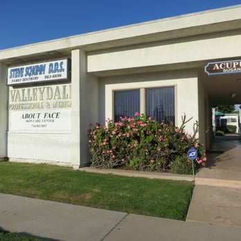 Steve Schumm, DDS - Our office building. - Oral Surgeons Near Me - Fountain Valley, California Steve Schumm, DDS - Our office building. - Oral Surgeons Near Me - Fountain Valley, California