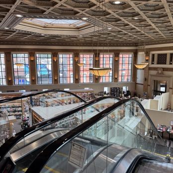 Barnes & Noble - Bookstores Near Me - Chicago, Illinois Barnes & Noble - Bookstores Near Me - Chicago, Illinois