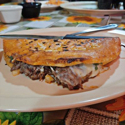 Birrieria Apatzingan by null