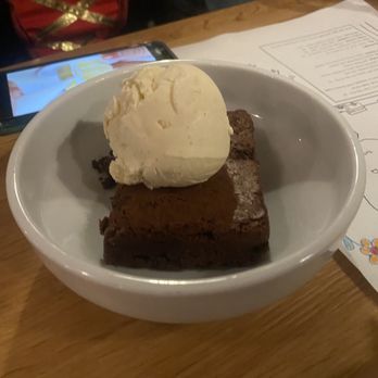Churchill St. - Good brownie - American Near Me - Shoreview, Minnesota