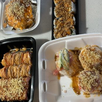 Awi Sushi - Sushi Bars Near Me - Colorado Springs, Colorado