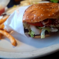 El Mariachi Mexican Restaurant - Burger