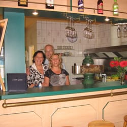 Monis Café u. Imbißstübchen