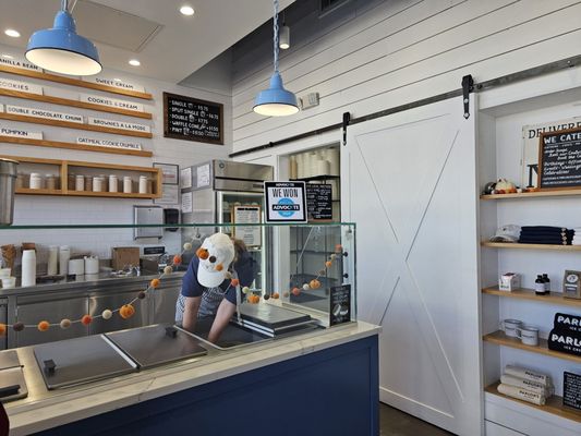 Parlor's Handcrafted Ice Creams by null