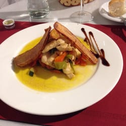 La Patisseria - Pollo al Wok.., bajo en grasas, bien sabor, mejor presentación... Y el personal siempre muy amable
