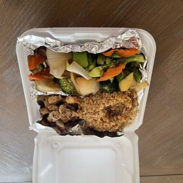 Chicken Hibachi lunch meal