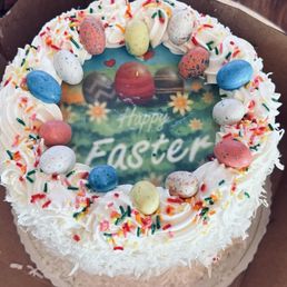 Coconut and Pineapple Easter Cake !