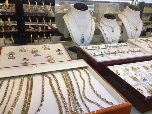 FRANKLIN JEWELERS - Updated August 2024 - 19 Photos & 22 Reviews - 2153 