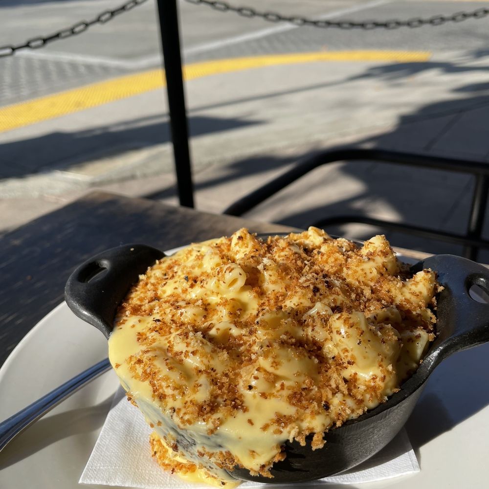 Basin 141 - Truffle Mac N' Cheese - Gastropubs Near Me - Monrovia, California