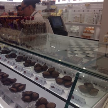 See's Candies - Candy Stores Near Me - Dallas, Texas See's Candies - Candy Stores Near Me - Dallas, Texas