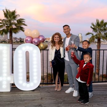 Reef Special Events - My 40th birthday Celebration- Sunset picture with the family on the Bayview Patio Deck - Seafood Near Me - Long Beach, California Reef Special Events - My 40th birthday Celebration- Sunset picture with the family on the Bayview Patio Deck - Seafood Near Me - Long Beach, California