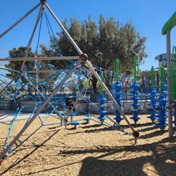 Desert Sands Park - Great for climbing.