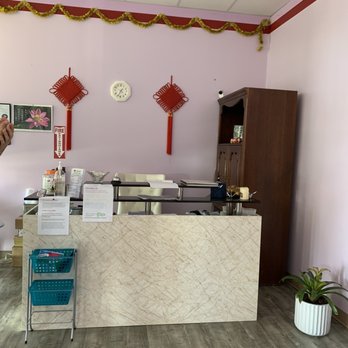 La Bella Reflexology Spa - Front desk - Massage Therapy Near Me - Litchfield Park, Arizona La Bella Reflexology Spa - Front desk - Massage Therapy Near Me - Litchfield Park, Arizona