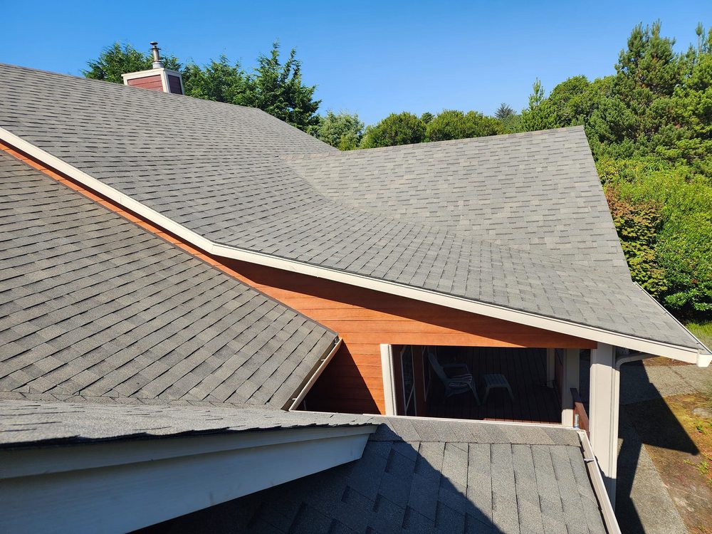 Slide of Archyk Roofing