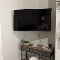 Mr Ken Ken Fix It - Hung the TV mount.
