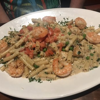 Maggie McFly's | Springfield - Chicken and shrimp garlic pasta - American Near Me - Springfield, Virginia