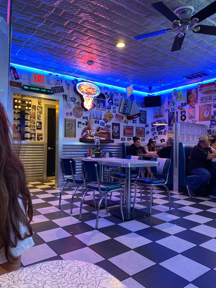 Hot Rods 50's Diner