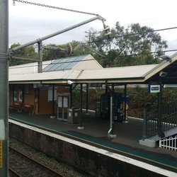 Penhurst Railway Station - Station