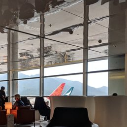 Lounge view with mountains in background