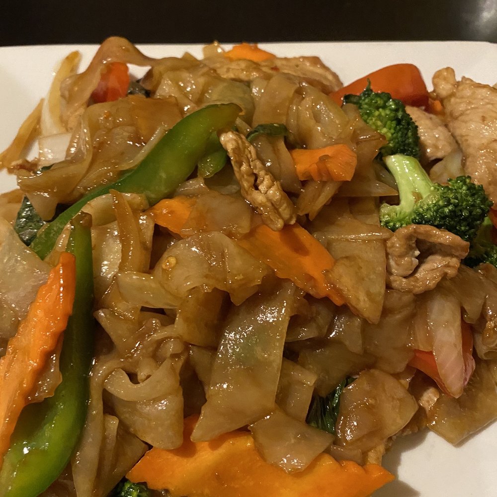 Bee's Thai Cuisine - Brown soy noodles - Thai Near Me - Providence, Rhode Island
