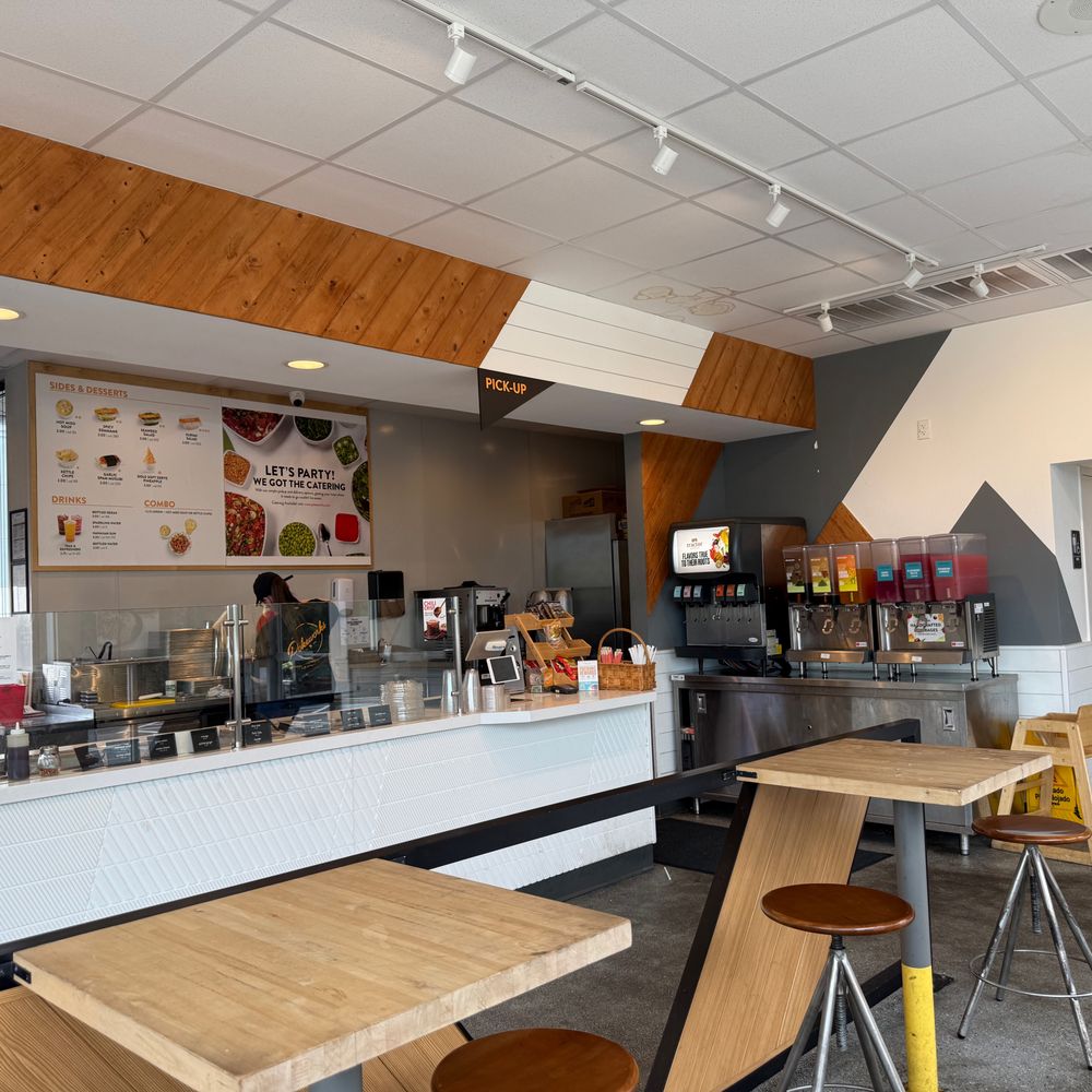 Pokeworks - Unhappy employees, unpleasant atmosphere. - Poke Near Me - Knoxville, Tennessee