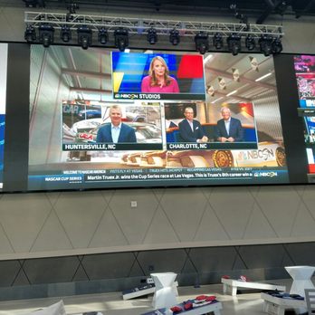 Topgolf - tv's are huge, ck out the games here! - Golf Near Me - Las Vegas, Nevada Topgolf - tv's are huge, ck out the games here! - Golf Near Me - Las Vegas, Nevada