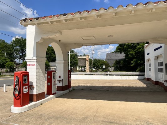 Little Rock Central High School National Historic Site by null