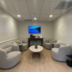 Robert Boostanfar, MD - HRC Fertility Westlake Village Lobby
