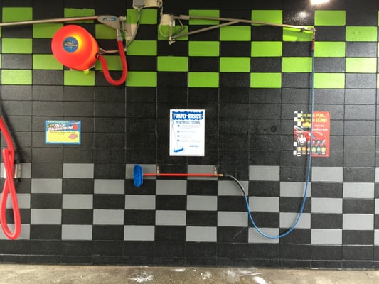 Photo of M & R Car Wash - Daly City, CA, US.