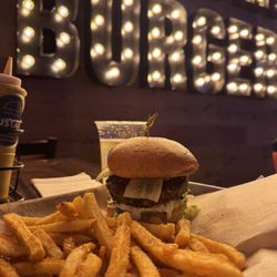 Victory Burger & Wings